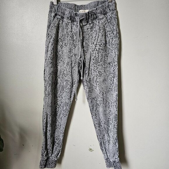 EUC CLOTH & STONE ANIMAL PRINT SOFT TENCEL BLEND JOGGER PANTS SZ XS - Picture 1 of 14